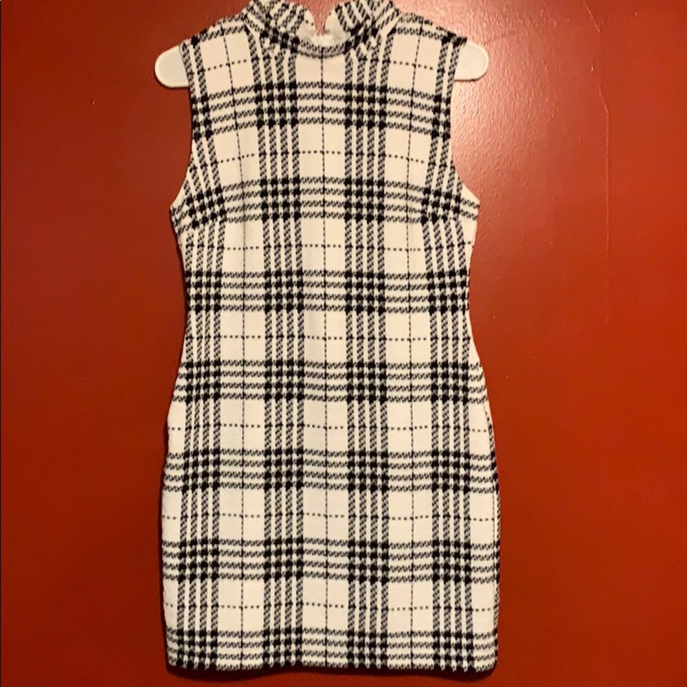 Nice black and white dress